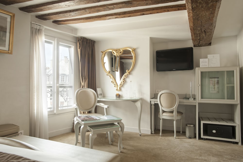 Deluxe Double Room, 1 Bedroom, Non Smoking photo 3