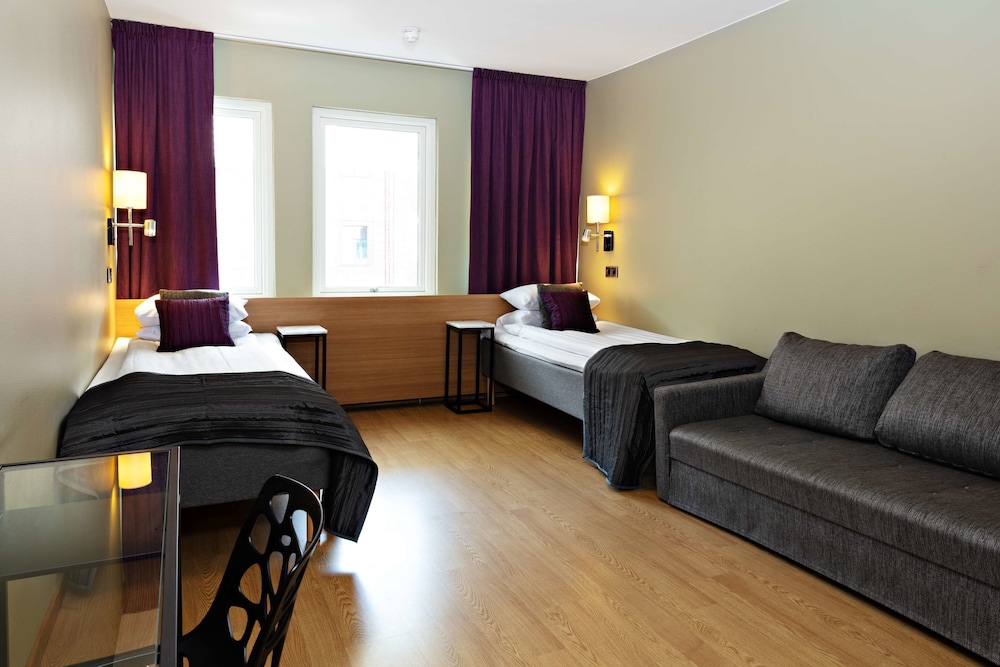 Family Room, 2 Twin Beds, Non Smoking photo 2