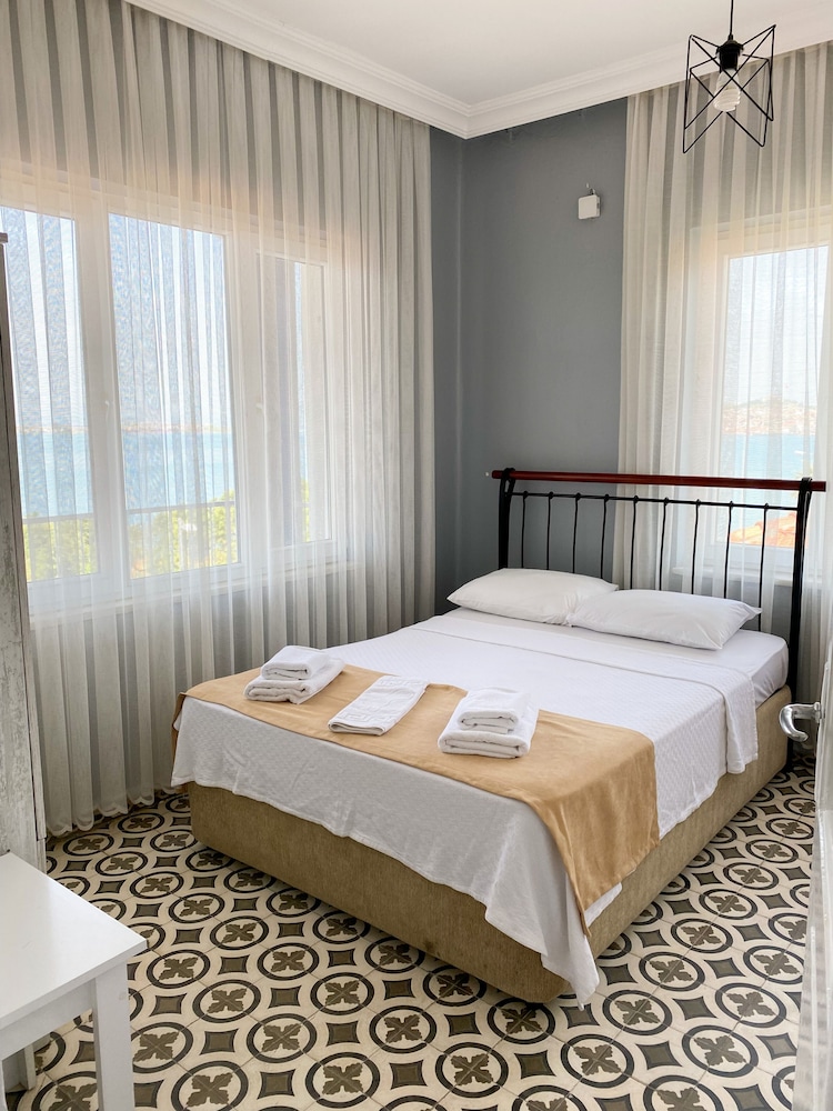 Family Apartment, Sea View photo 1