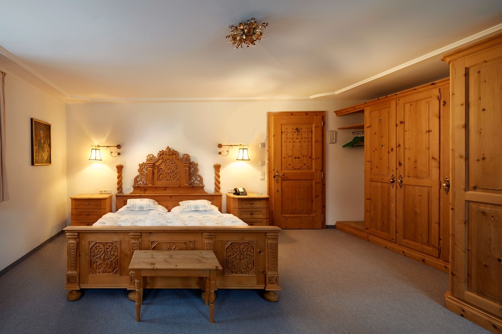 Double Room - Photo 2