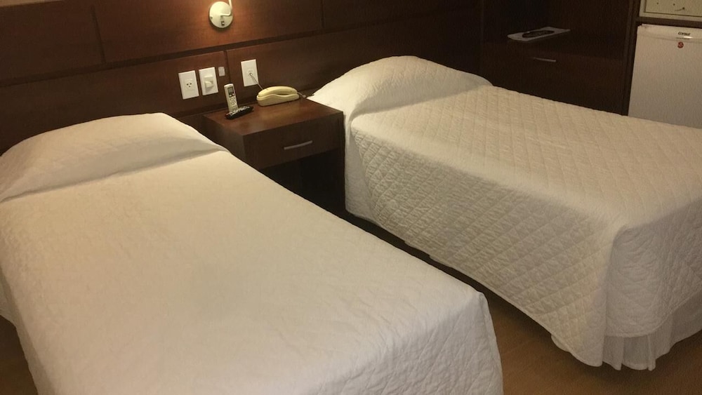 Deluxe Twin Room photo 3