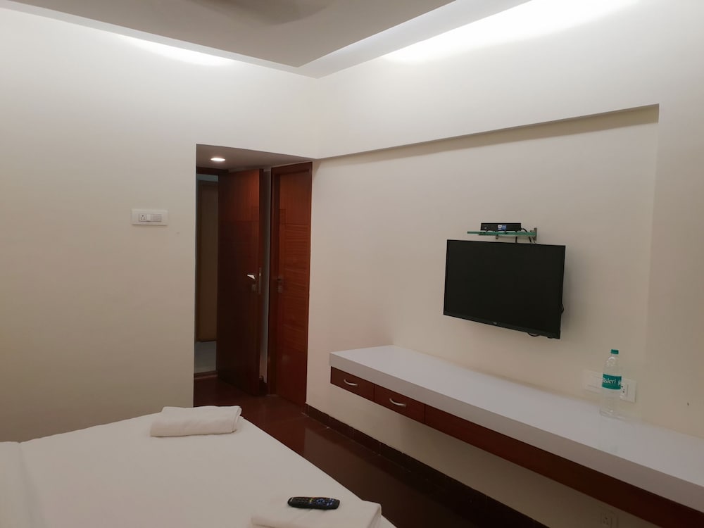 Premium Room - Photo 21