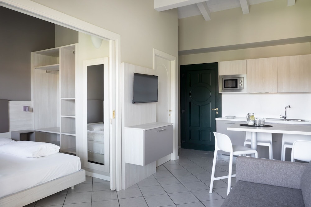 Standard Suite, 1 Bedroom, Terrace - Photo 15