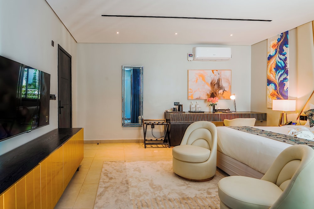 Deluxe Room, Lake View