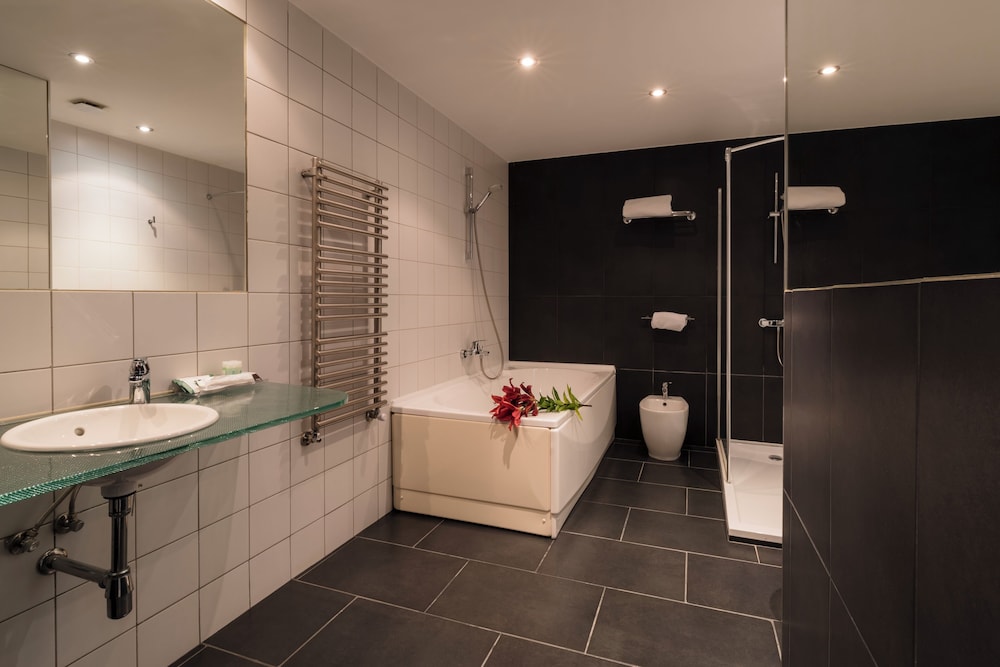 Junior Suite, City View photo 3