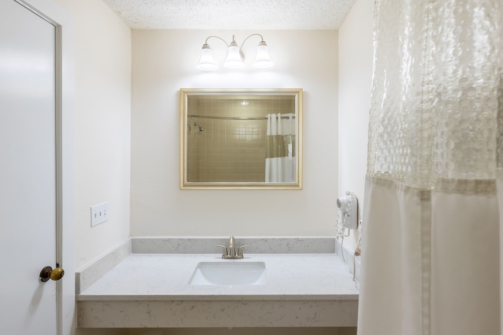Premium Suite, 2 Bedrooms - Photo 6