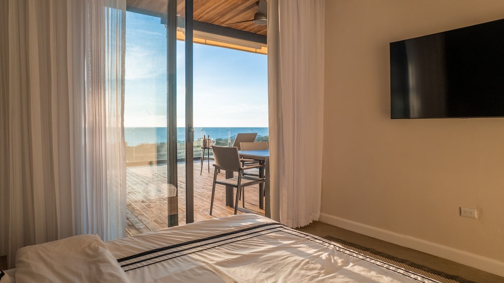 Luxury Villa photo 3