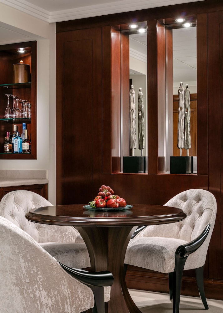 Executive Suite (Palace Manzil, UAE Resident, DRIFT) photo 2