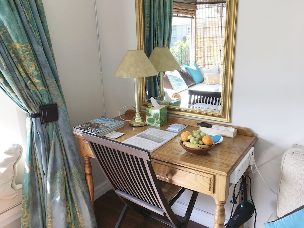 Mountain View Room photo 3