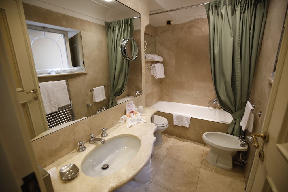 Classic Double Room, 1 Bedroom photo 3