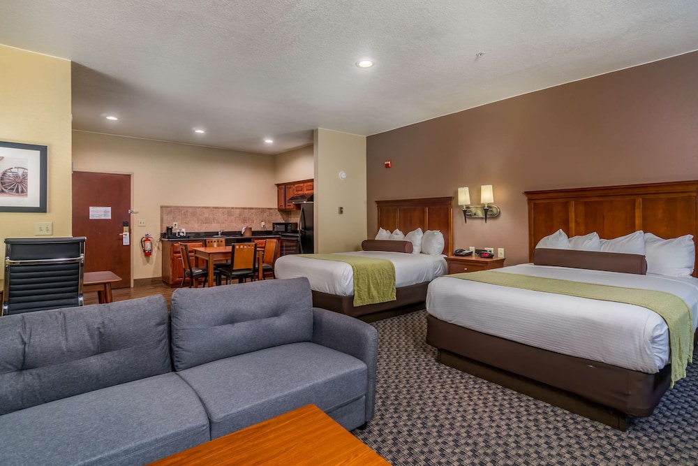 Standard Room, 2 Queen Beds, Accessible, Kitchen photo 3