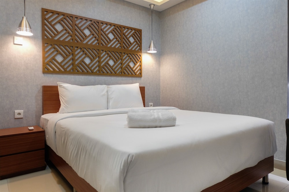 Room - Photo 21
