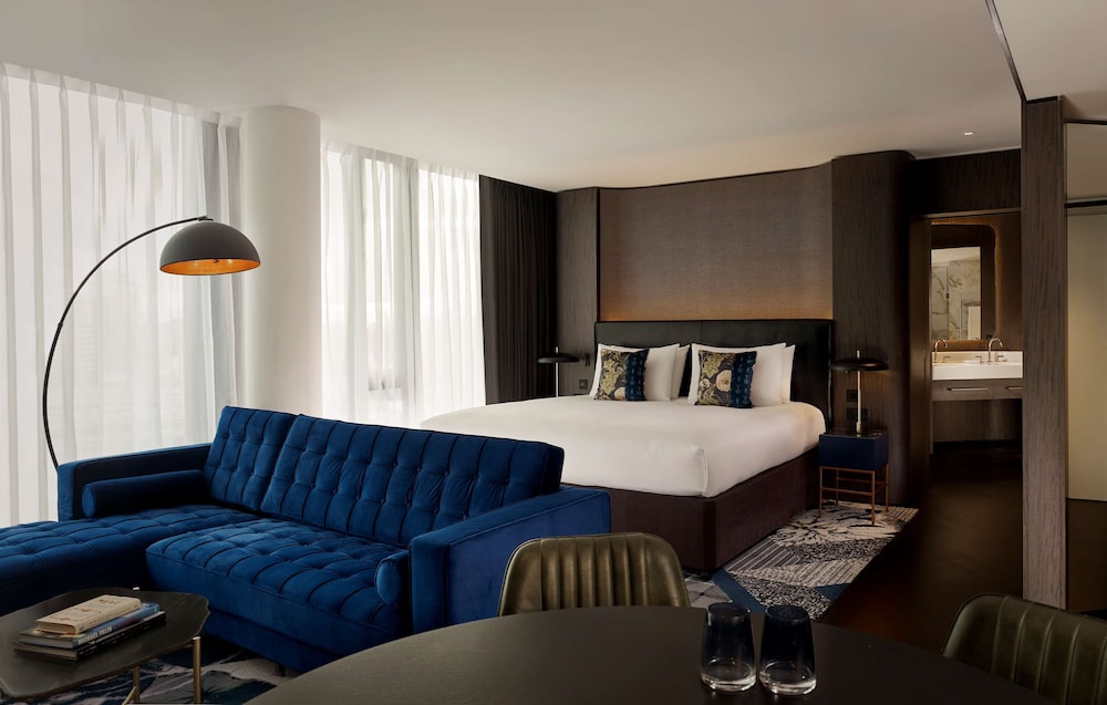 The Westminster Suite photo 3
