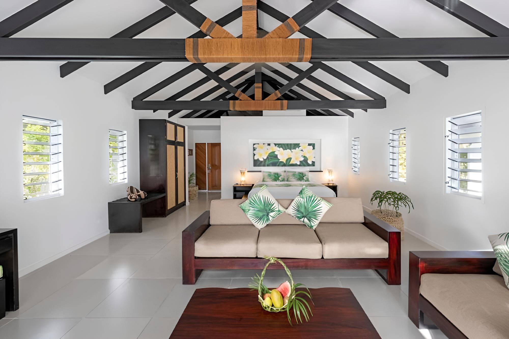 Bungalow, Beachfront