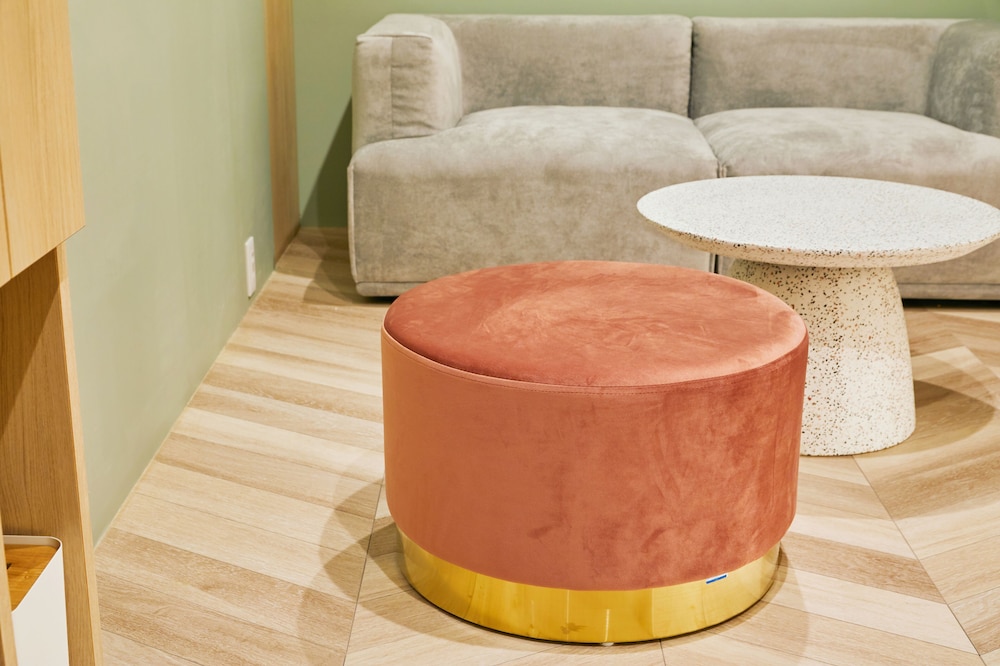 Pastel Comfort 4 Person Room, Non Smoking - Photo 2