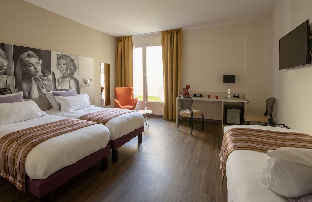 Family Triple Room