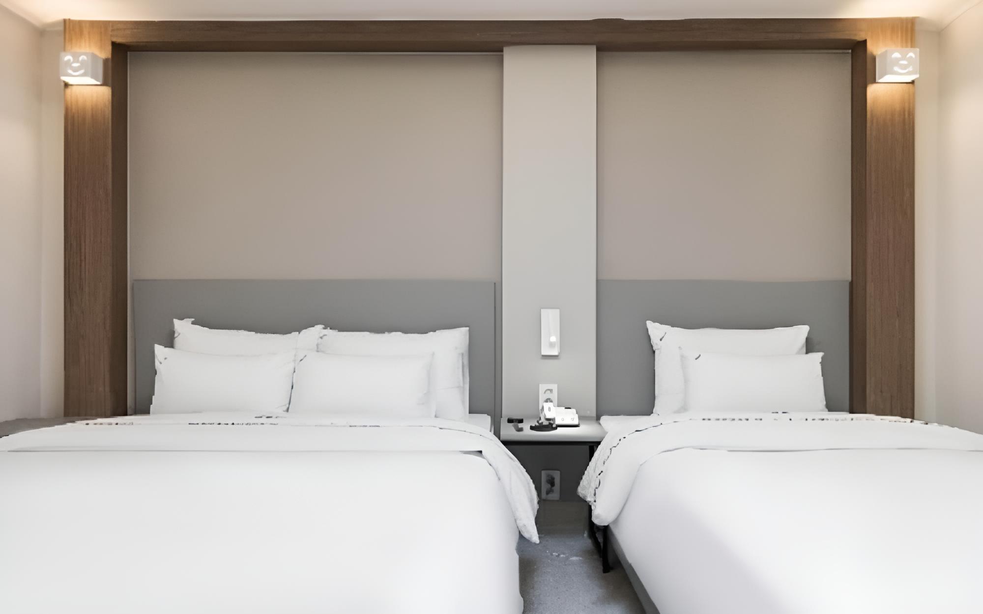 Room (VIP two beds (air purifier styler kin) photo 2