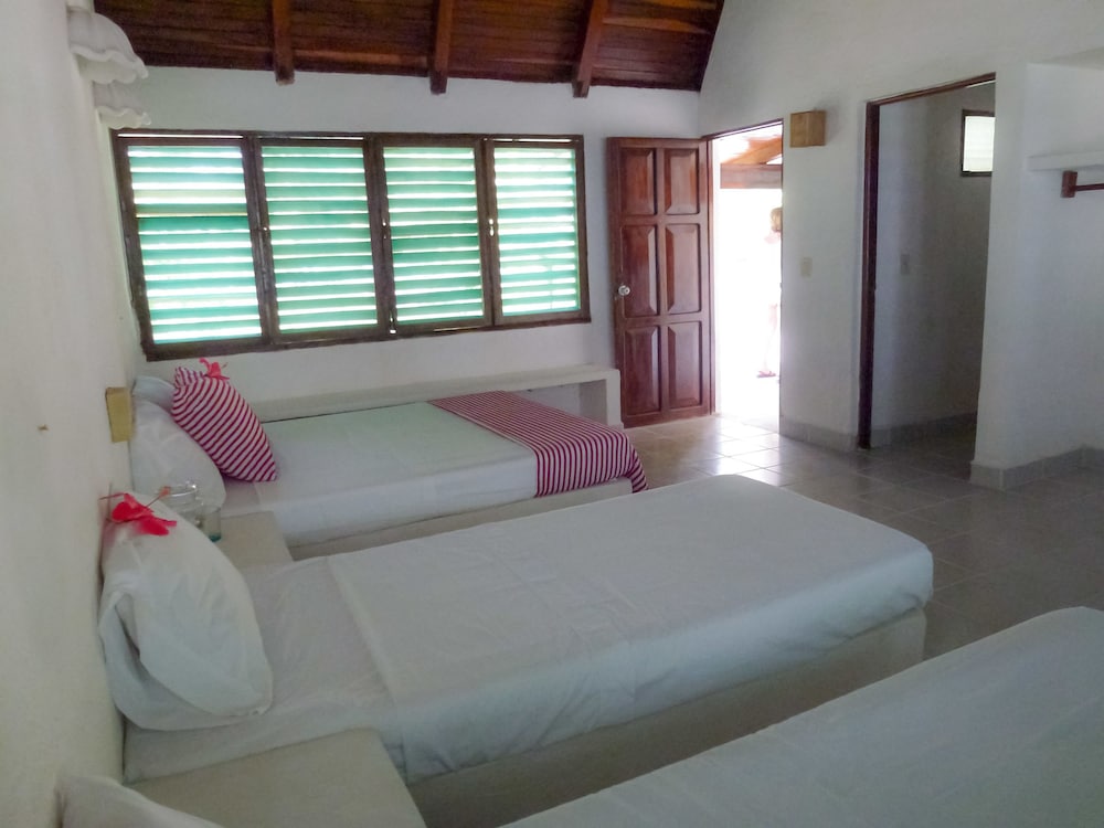 Family House, 8 Bedrooms (Up to 28 Guests) photo 1