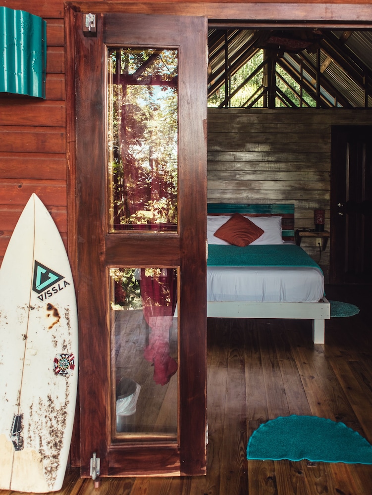 Romantic Cabin, 1 Queen Bed, Non Smoking photo 2