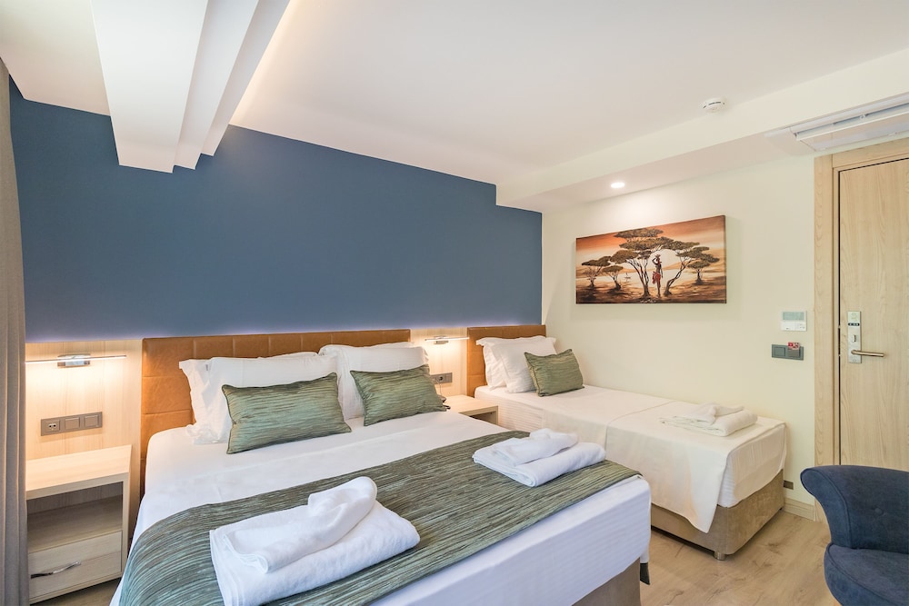 Family Triple Room, Mountain View