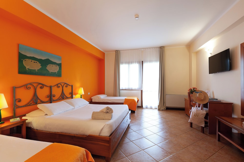 Standard Quadruple Room