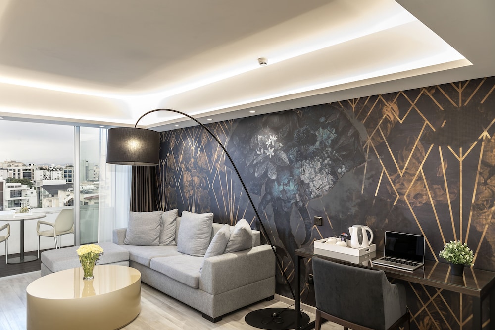 Family Suite - Photo 12