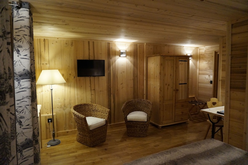 Double Room (La Croisse Baulet) photo 3