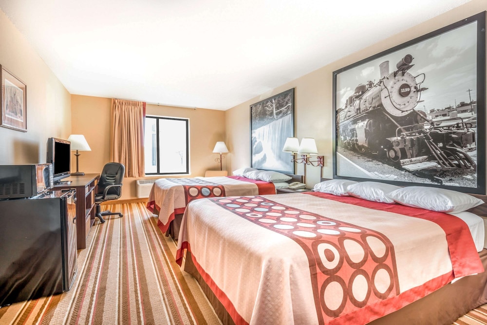 Room, 2 Queen Beds