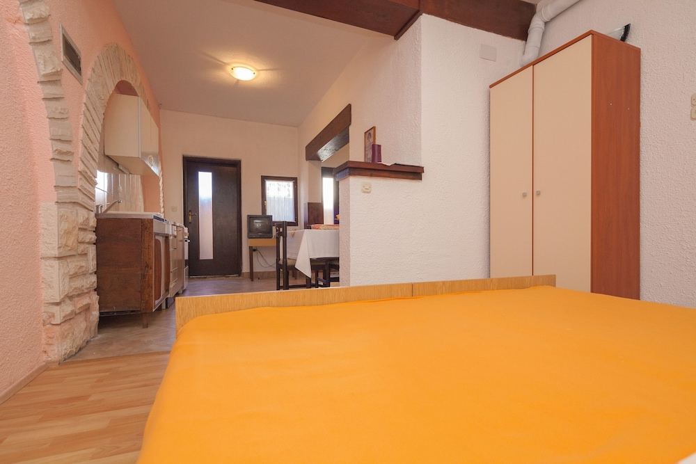 Apartment, 1 Bedroom (324/741)