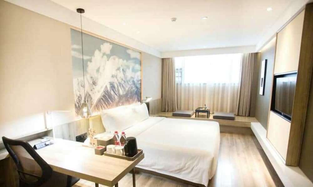 Room - Photo 3