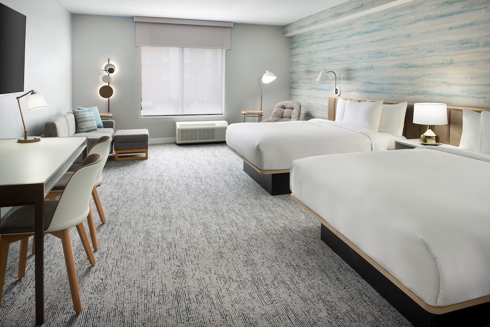 Studio Suite, 2 Queen Beds (Hearing Accessible)