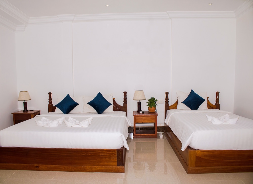 Deluxe Twin Room - Photo 20