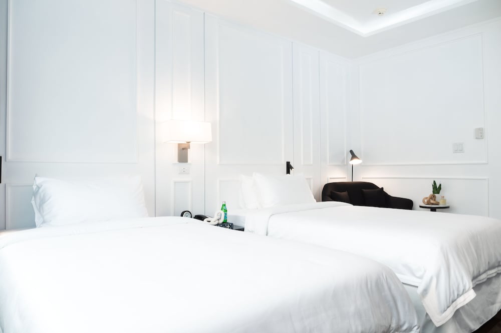 Deluxe Twin Room - Photo 1