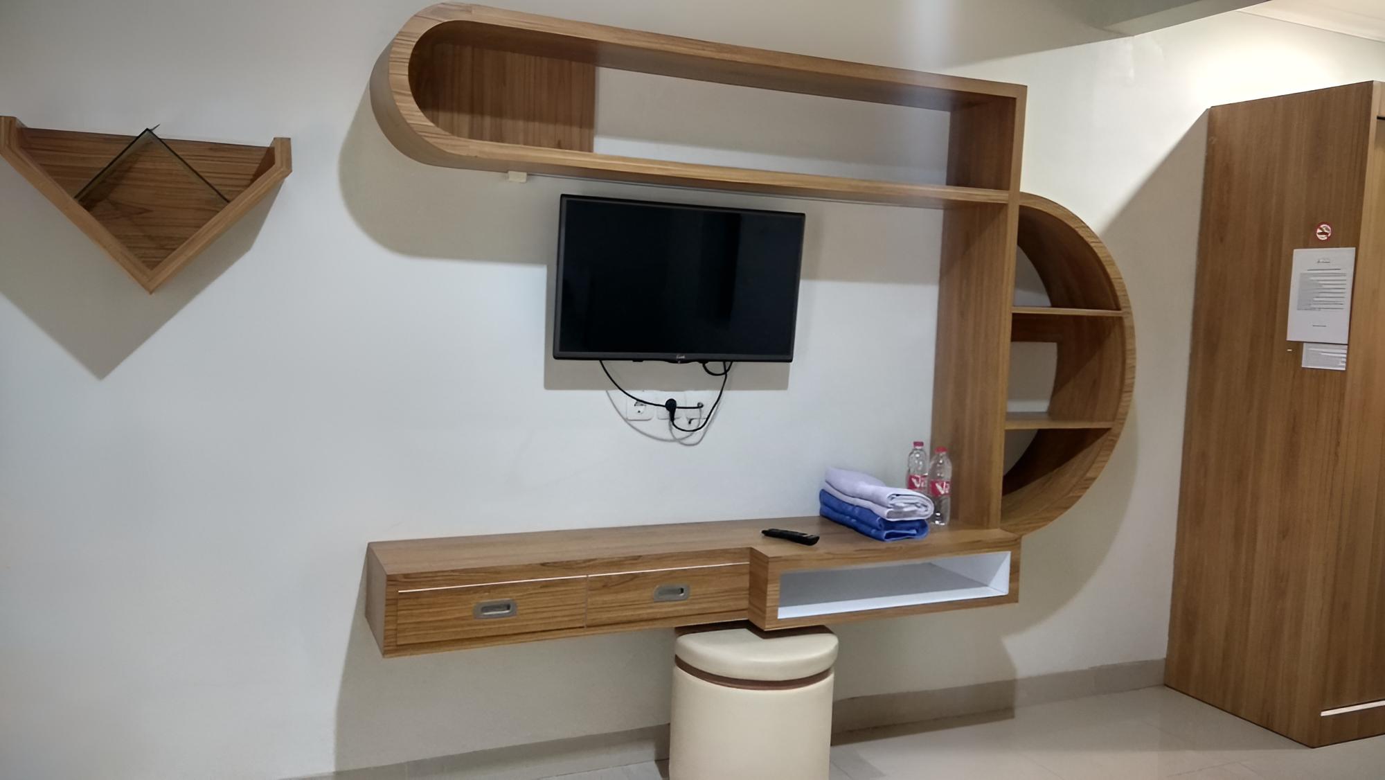Standard Twin Room photo 2
