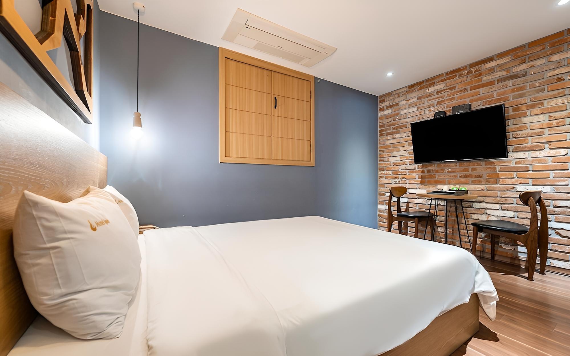 Room (Deluxe *equipped with a clothing mana) - Photo 6