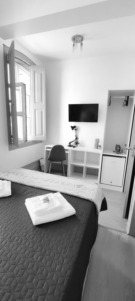 Superior Double Room, 1 Double Bed, Ensuite, Garden View