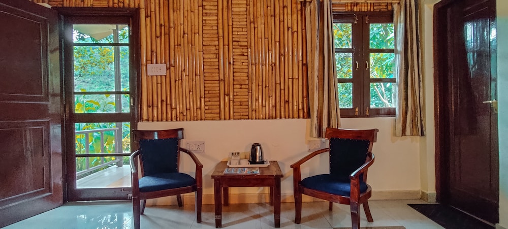 Deluxe Room - Photo 5