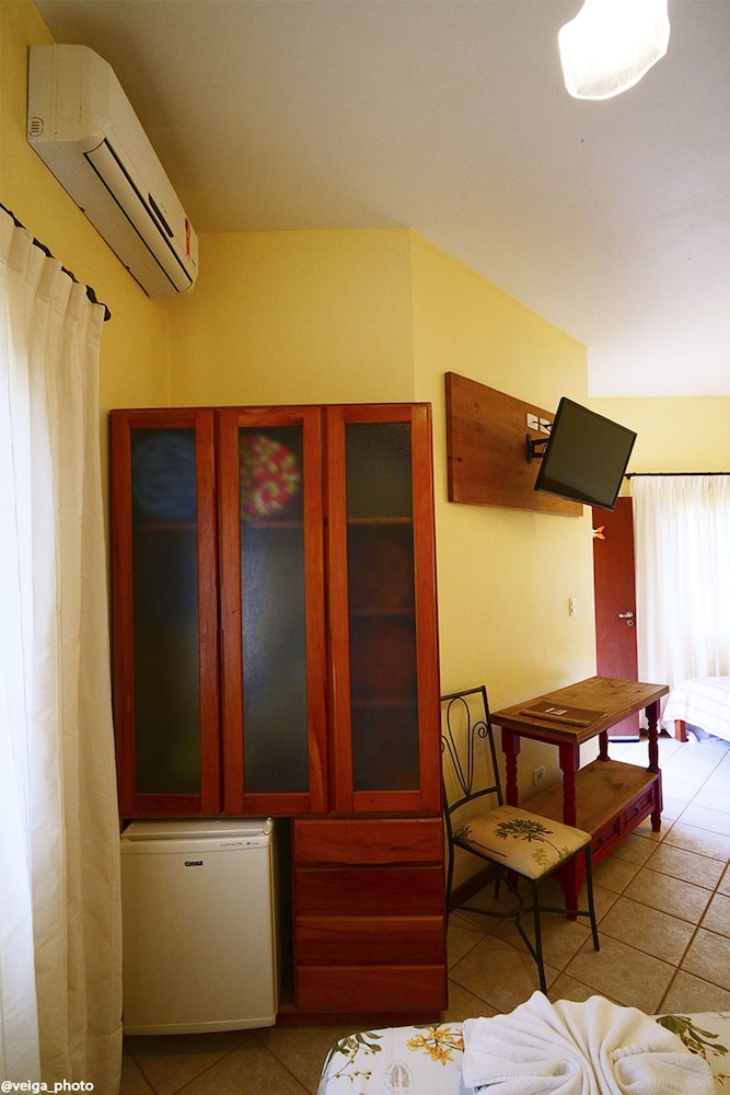 Deluxe Room, Multiple Bedrooms - Photo 4