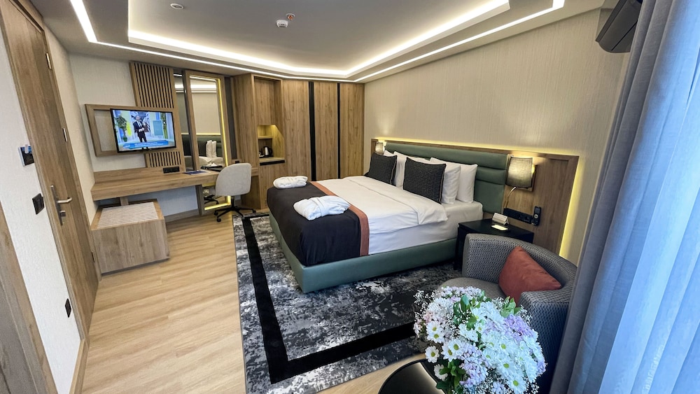 Standard Double Room - Anex Building