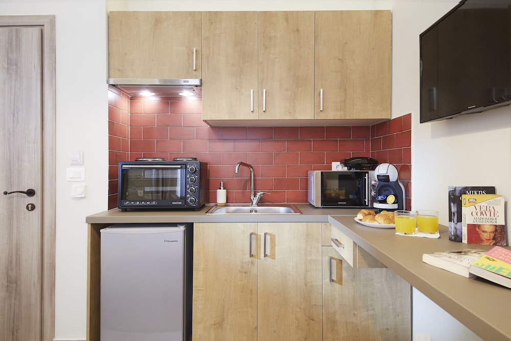 Studio (3 adults, 1st floor) photo 2