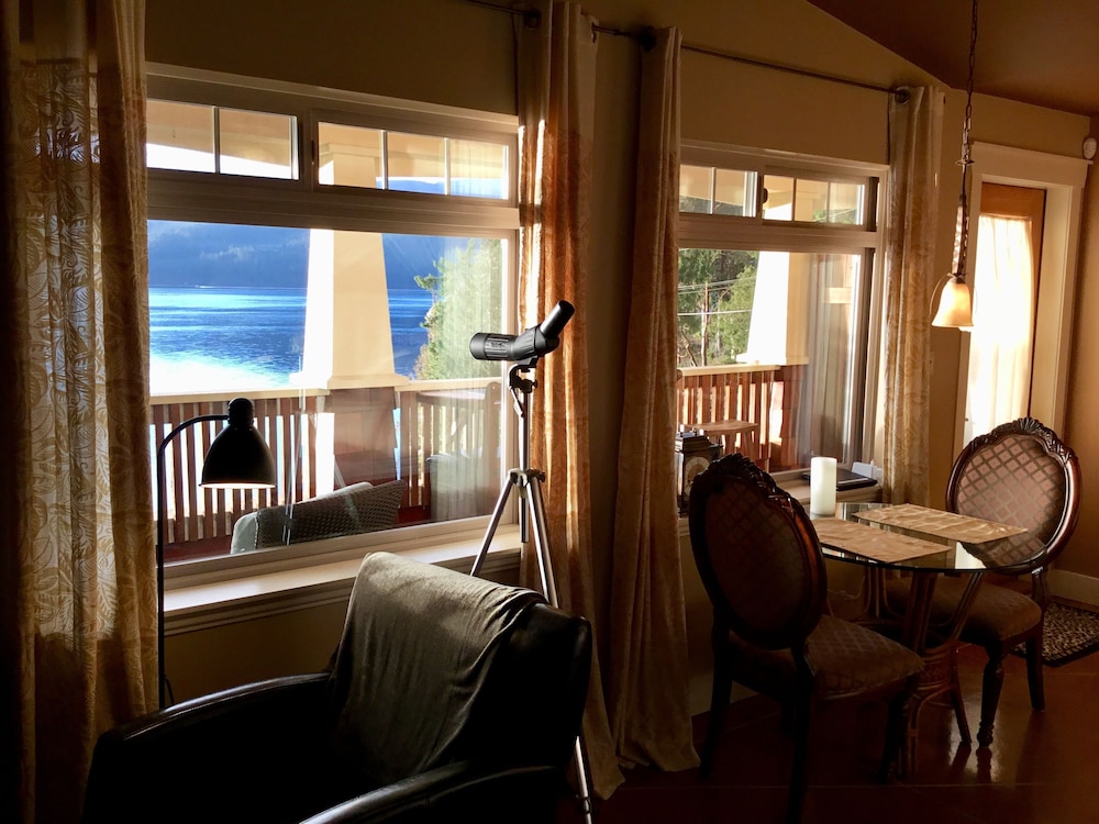Suite, 1 King Bed, Patio, Ocean View African Queen photo 3