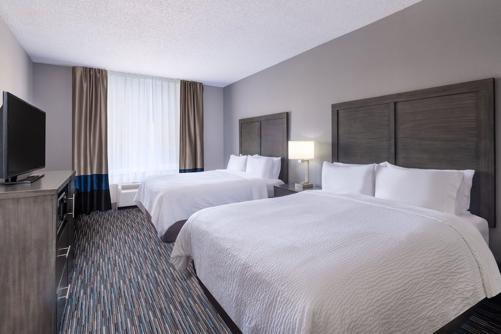 Suite, 2 Queen Beds - Photo 1