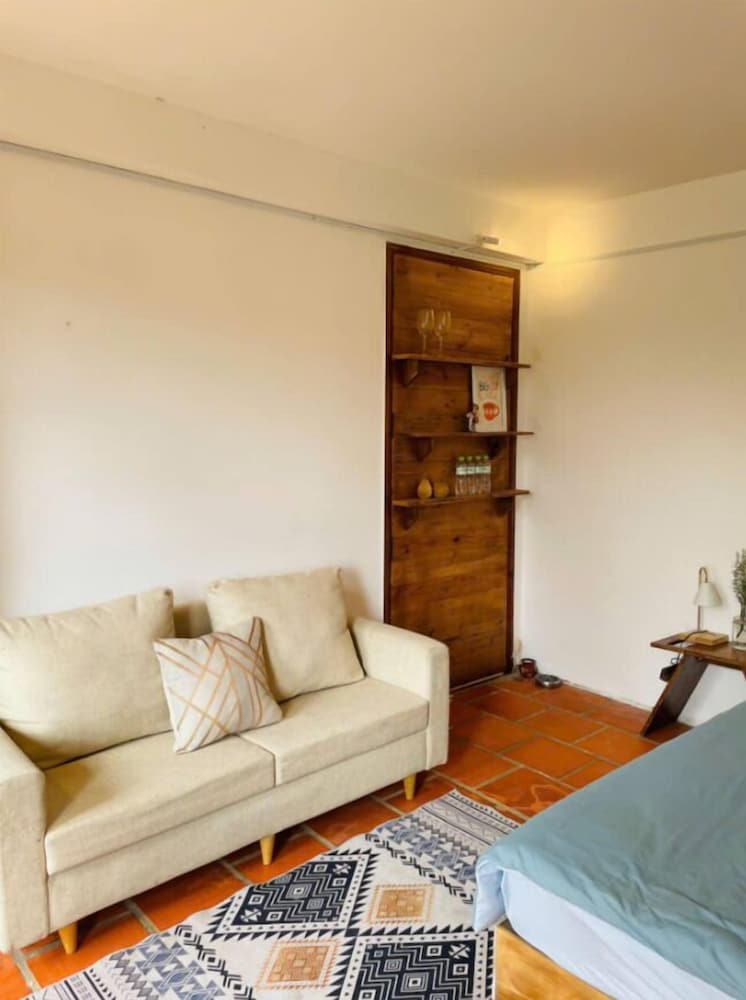 Deluxe Single Room, Garden View