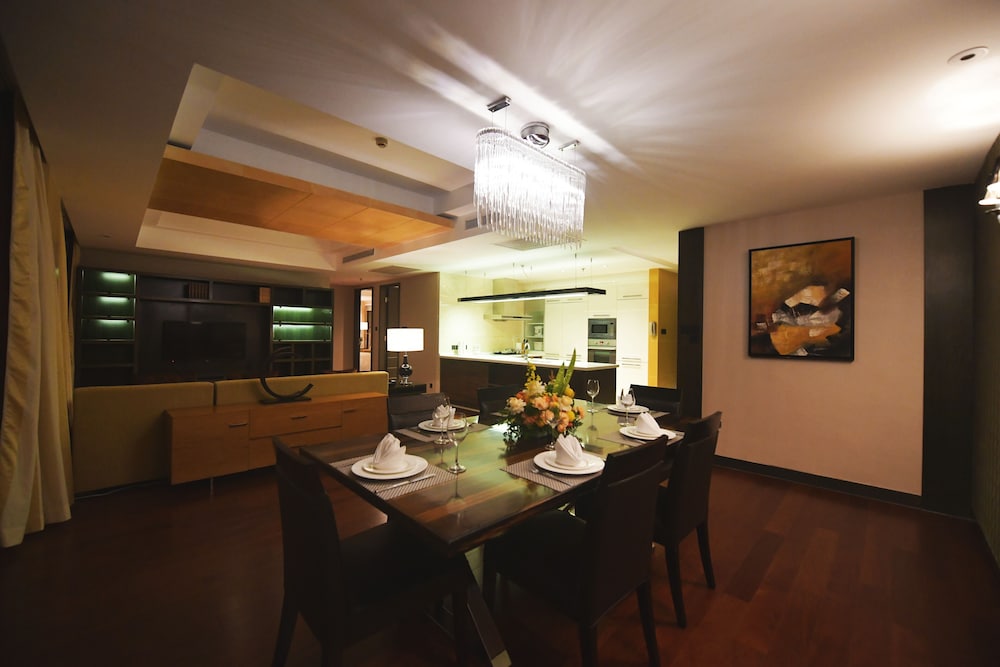 Apartment, 3 Bedrooms - Photo 35