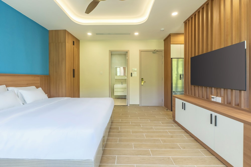 Family Studio Suite, Hill View - Photo 3