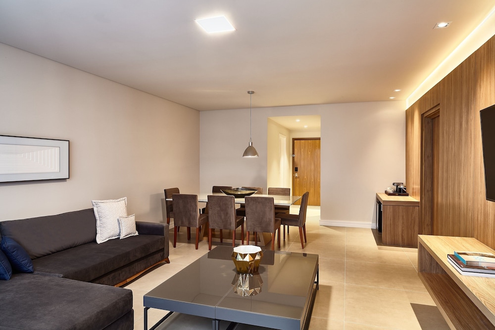 Suite, 1 Bedroom photo 2