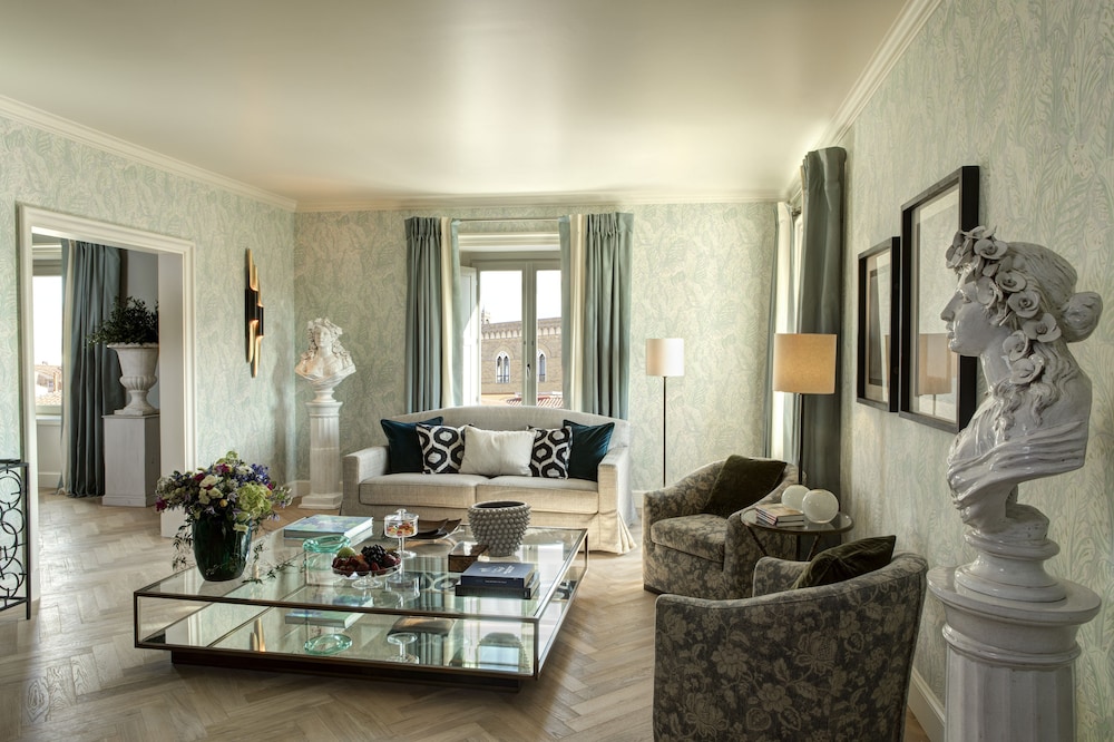 Artist Suite