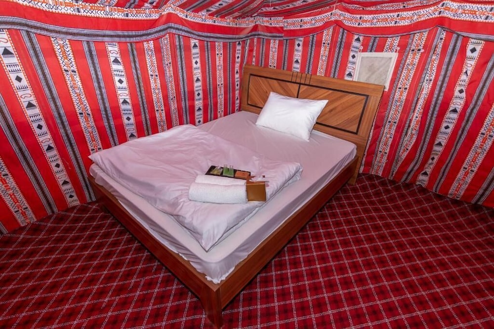 Deluxe Tent