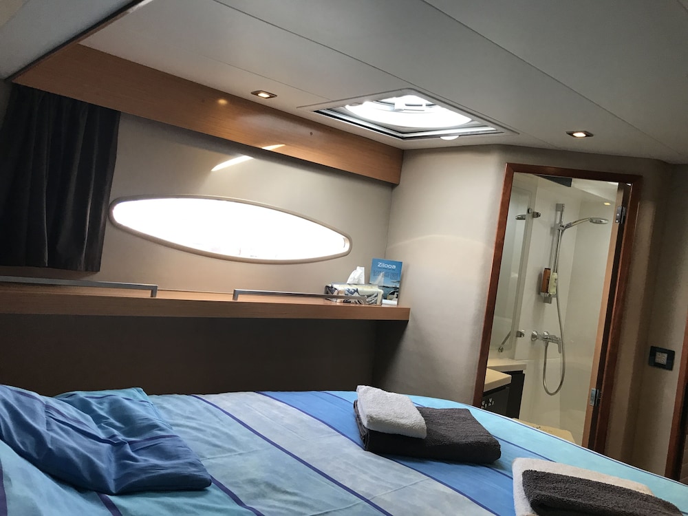 Deluxe Double Room, 1 Double Bed, Lake View (Meillerie)