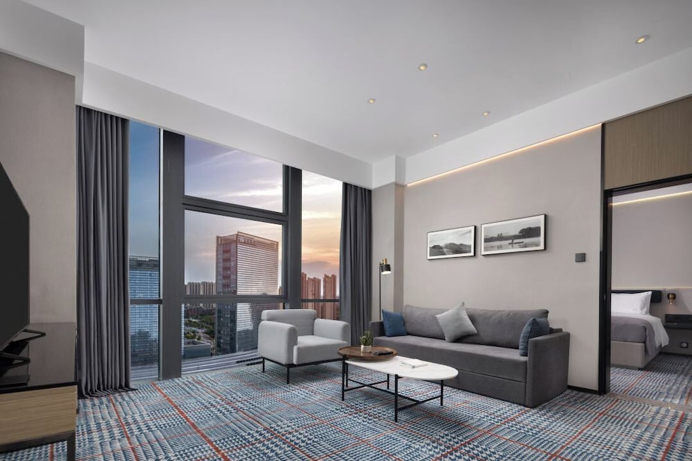 Luxury Single Room, City View